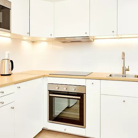 Deluxe Karlin *